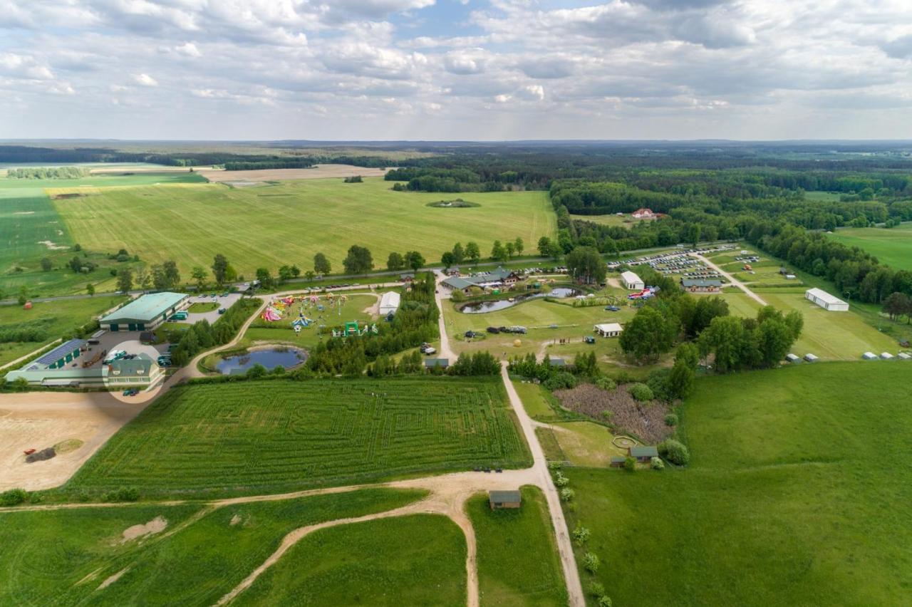 Pokoje Goscinne Butryny Exterior foto